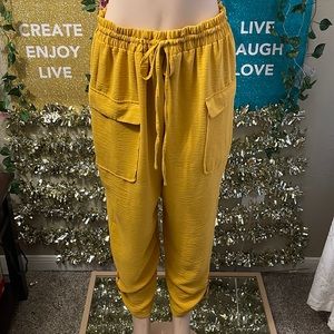 NYCC Solid Tie Front Pant